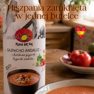 Niektóre smaki po prostu się pamięta.
Pierwsza łyżka… i nagle zamiast zwykłego dnia czujesz klimat gorącej Andaluzji, zapach dojrzałych pomidorów, oliwy extra virgin i hiszpańskiego słońca. 🇪🇸☀️

Gazpacho Andaluz marki Plaza del Sol to coś więcej niż chłodnik.
To jedna z najbardziej kultowych potraw południowej Hiszpanii — lekka, aksamitna i pełna naturalnego smaku warzyw dojrzewających w słońcu.

I właśnie dlatego Hiszpanie od pokoleń sięgają po gazpacho latem niemal codziennie.

💡 Ciekawostka:
Tradycyjne gazpacho powstało w Andaluzji już setki lat temu i było nazywane „płynnym złotem południa” — dawało orzeźwienie, syciło i pomagało przetrwać największe upały.

W naszej wersji znajdziesz:
🍅 dojrzałe pomidory
🫒 oliwę extra virgin
🥒 świeże warzywa
☀️ autentyczny hiszpański charakter

Bez gotowania.
Bez kompromisów.
Po prostu otwierasz… i nagle zwykły dzień smakuje lepiej.

I właśnie za to nasi klienci pokochali hiszpańskie smaki Plaza del Sol — za autentyczność, której trudno szukać w marketowych produktach.

👉 A Ty?
Wolisz gazpacho klasyczne czy z dodatkiem grzanek, jajka albo jamónu?

#gazpacho #plazadelsol #hiszpania #gazpachoandaluz #premiumfood